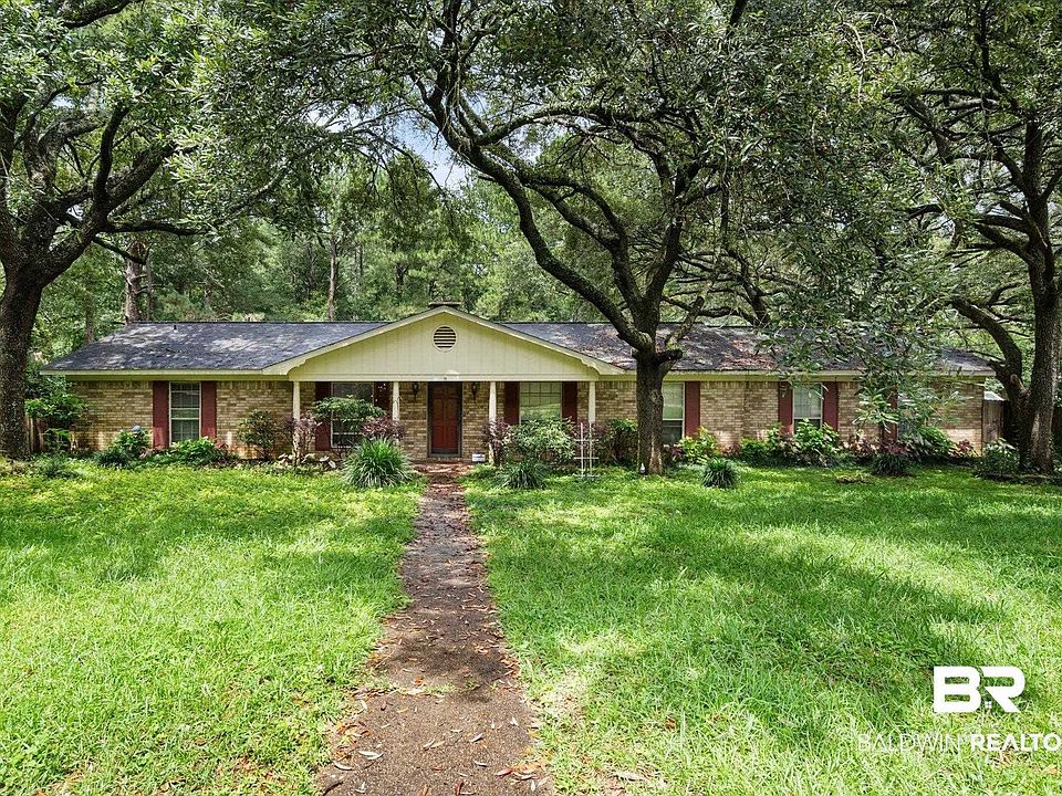 1st image of 8100 Danielle Dr