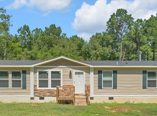 152 Ridgelake Cir, Saint Matthews, SC 29135