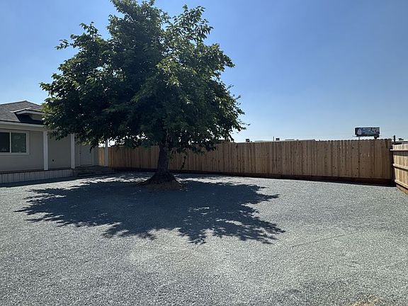 3rd image of 30566 Ivy Rd
