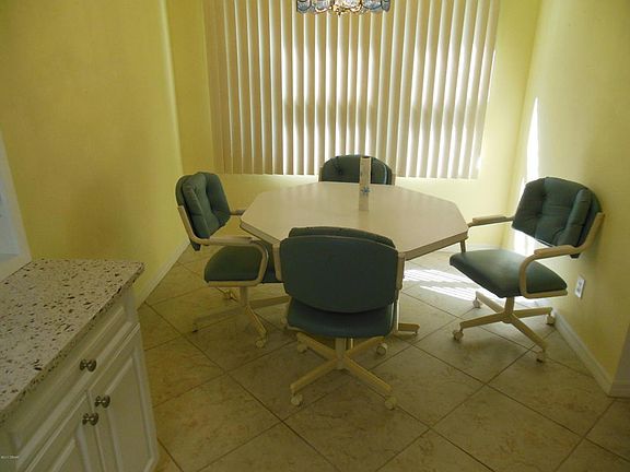 4th image of 4 Oceans West Blvd APT 706D