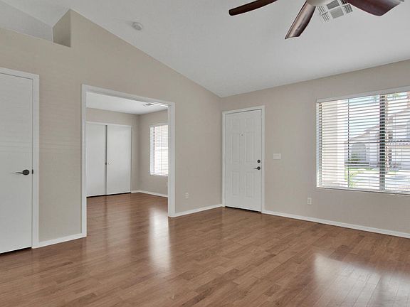4th image of 1110 W Canary Way