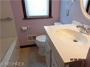 4th image of 795 Minota Ave