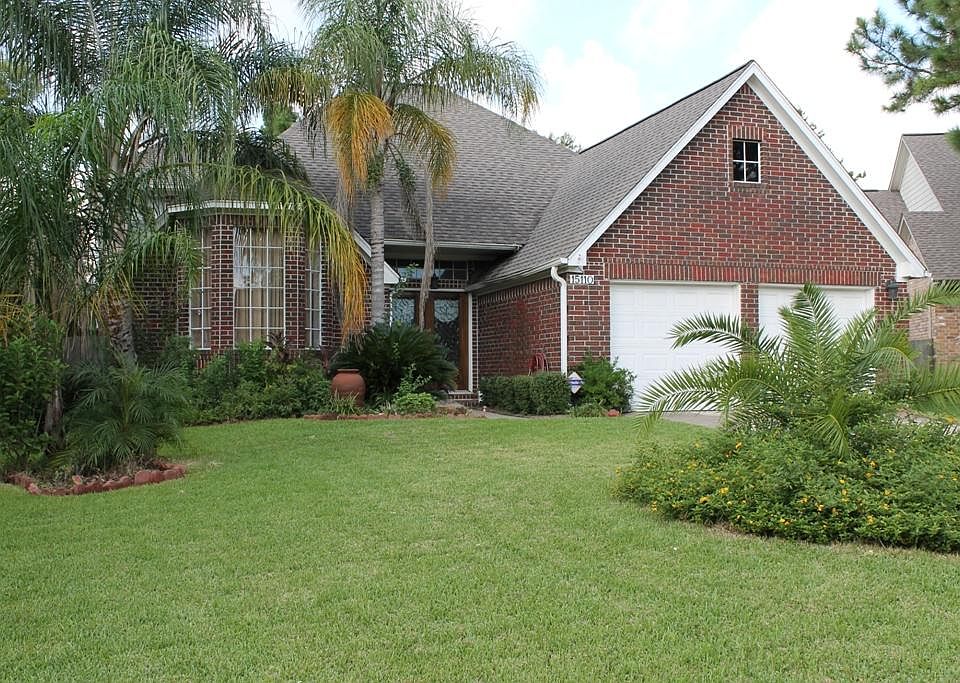 Nicely situated on a cul-de-sac lot, this home has tons to offer!