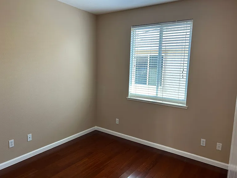2342 Blue Ridge Ave — Photo 18