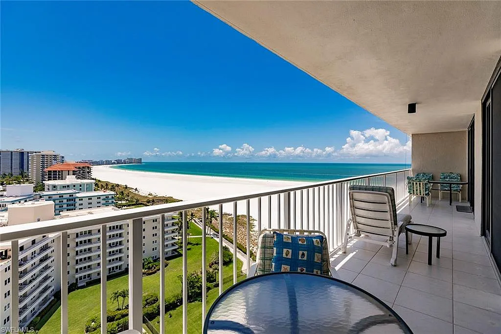 2 bed, 2.0 bath, 1010 sqft, $7,000 — Photo 3
