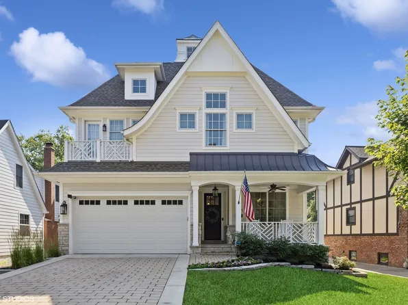 4603 Oakwood Ave, Downers Grove, IL 60515