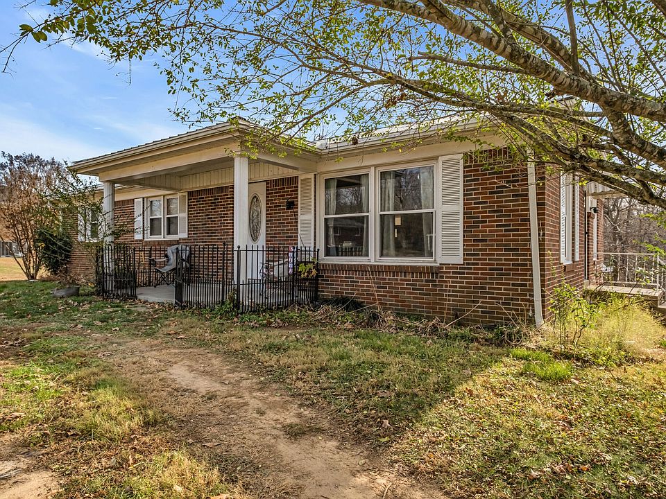 709 Hickory St, Centerville, TN 37033 Zillow