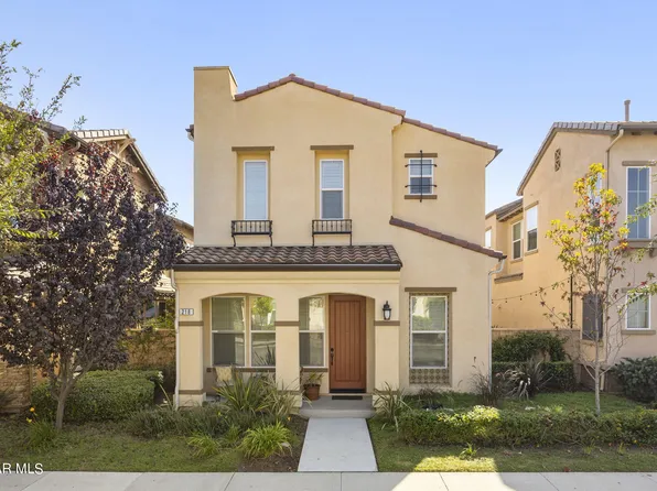 218 Stonegate Rd, Camarillo, CA 93010