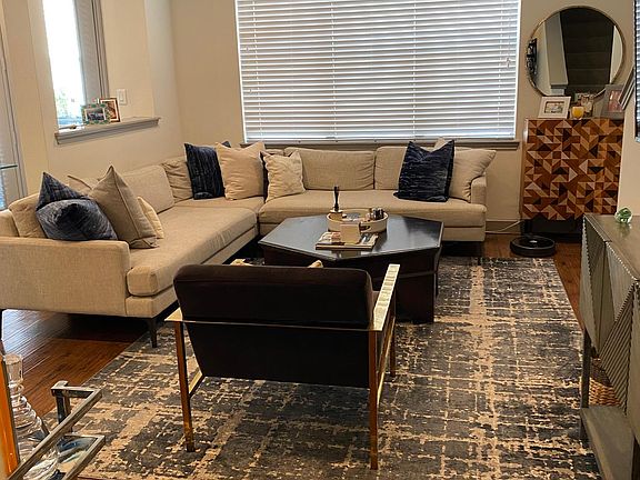 5th image of 3019 Thomas Ave APT 1404