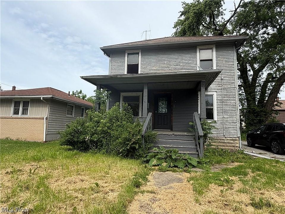 1st image of 235 Iddings Ave SE