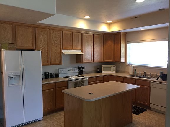 2nd image of 7099 S Kristilyn Ln