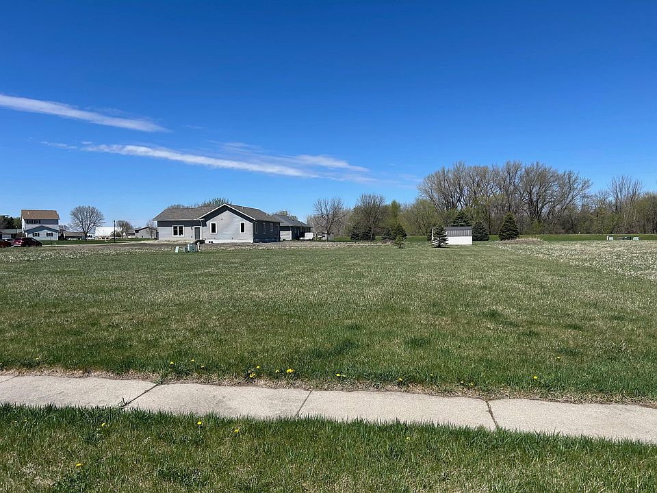 2nd image of 1103 Esther Cir