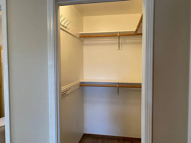 128 Poplar Ave — Photo 16