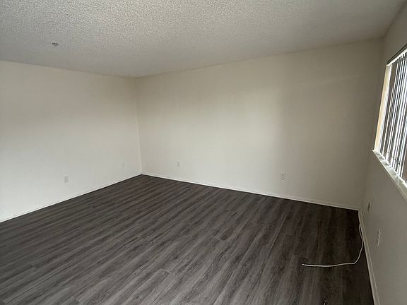 3rd image of 14522 Eastwood Ave APT 24