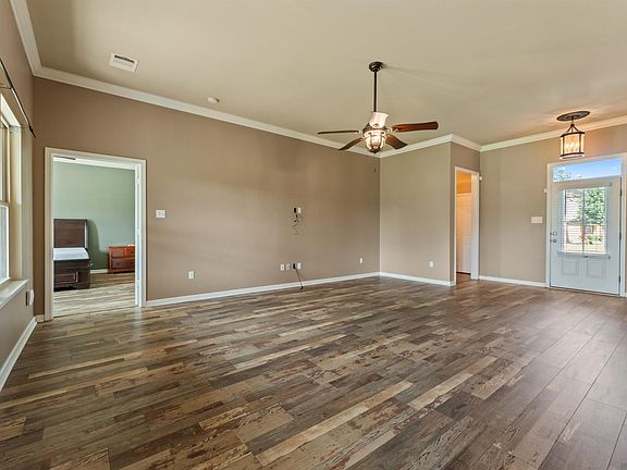 3rd image of 3731 Plantation Ridge Dr