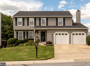 9304 Kings Grant Rd, Laurel, MD 20723