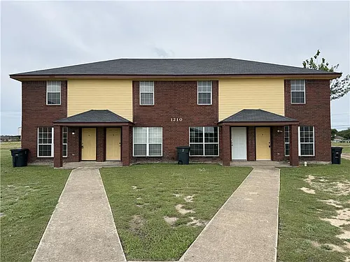 1210 Industrial Blvd #A Photo 1