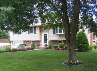 1 Durant Ave, Maynard, MA 01754