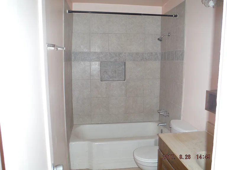 2607 N La Verne Ave — Photo 7