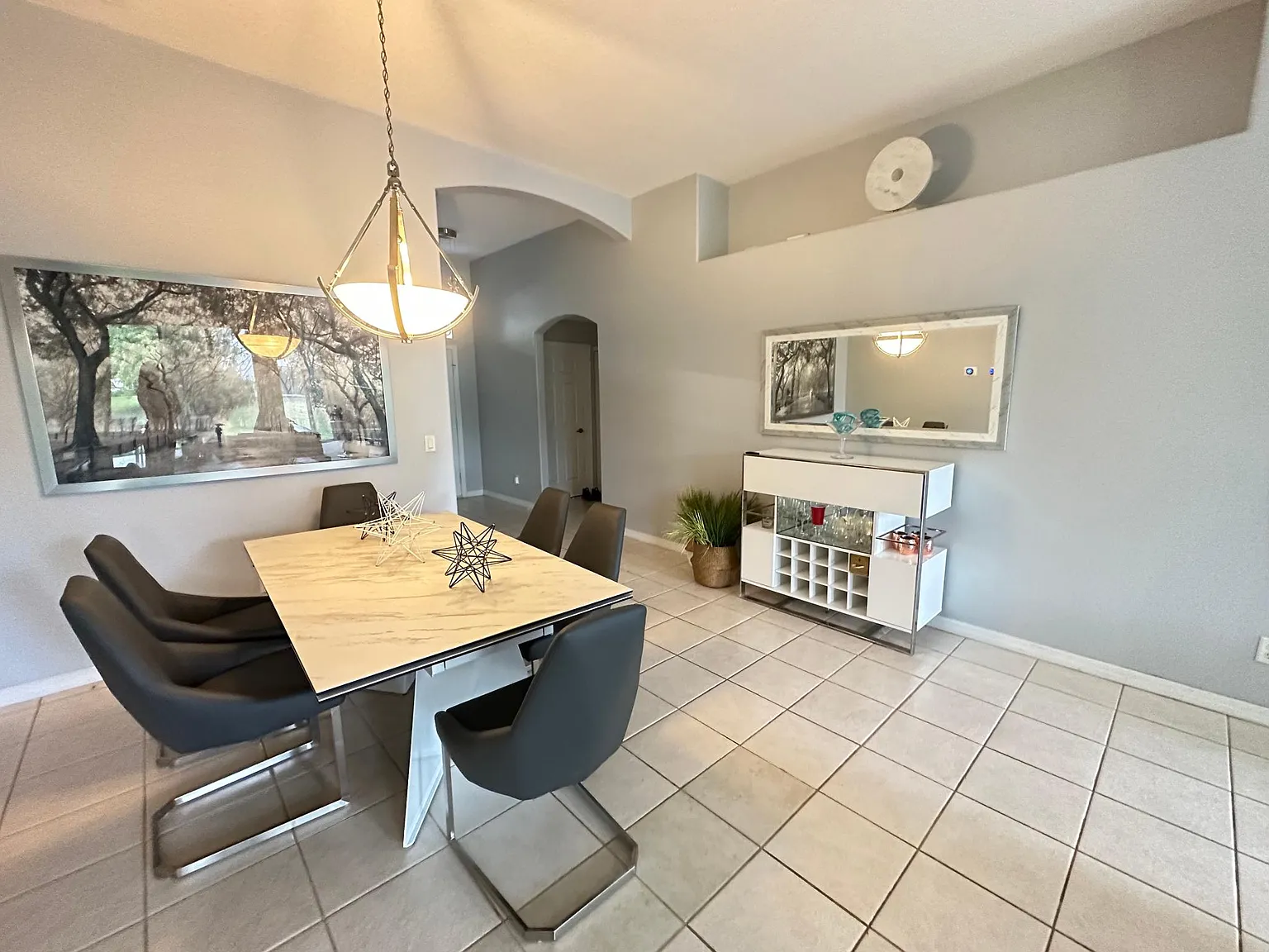 3 bed, 1744 sqft, $2,300 — Photo 4