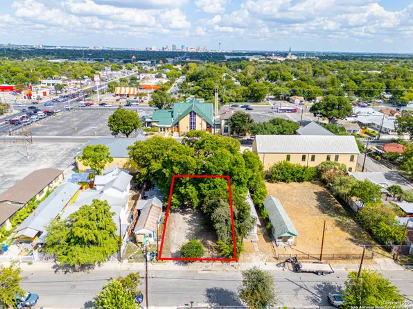 120 S SAN BERNARDO AVE LOT 18, San Antonio, TX 78237
