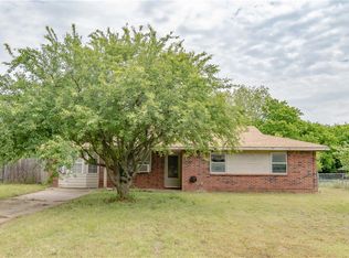 912 S Canadian Ave, Purcell, OK 73080