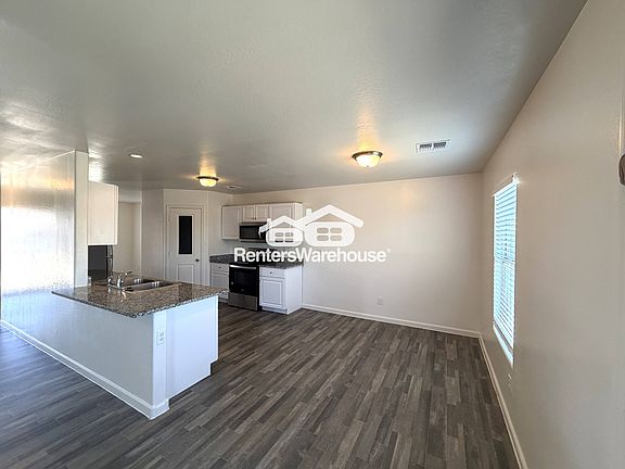 4th image of 3852 N Princeton Ln