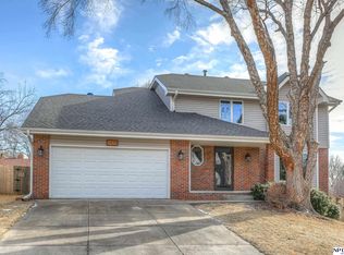 2425 S 154th Cir, Omaha, NE 68144