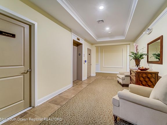 5th image of 711 Amy Court #1000