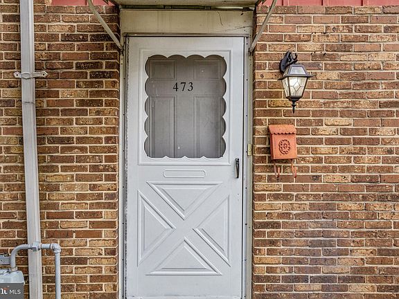 2nd image of 473 Washington Ave
