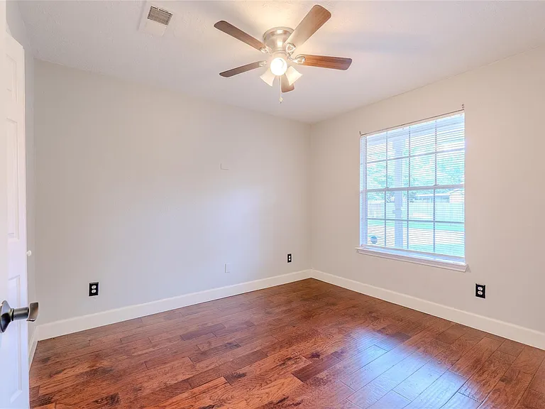 9310 Jan Glen Ln — Photo 15