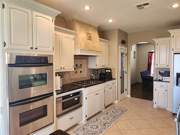 5th image of 6807 SW Oakland Ln
