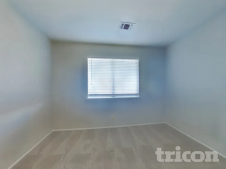 1630 E Lake Ct — Photo 8