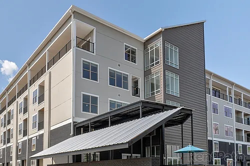The Henry Lofts Photo 1