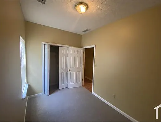 1046 White Oak Ave SW #A — Photo 17