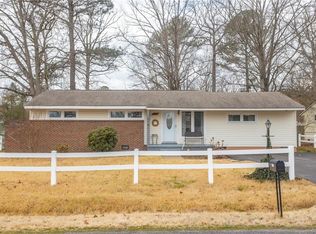 14122 Central Ave, Chester, VA 23836