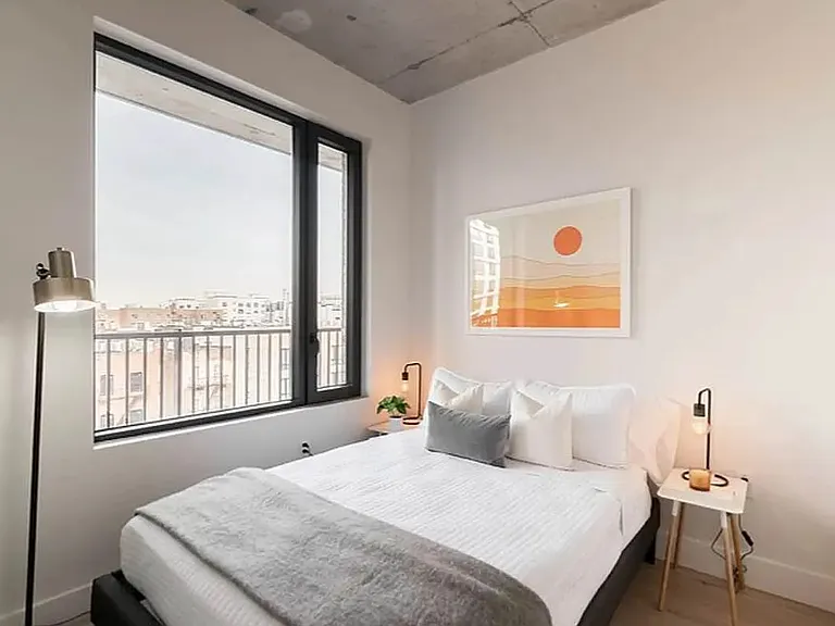 815 Flatbush Ave #305 — Photo 3