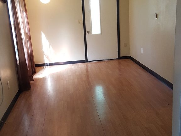 5th image of 1722 Schreiber St