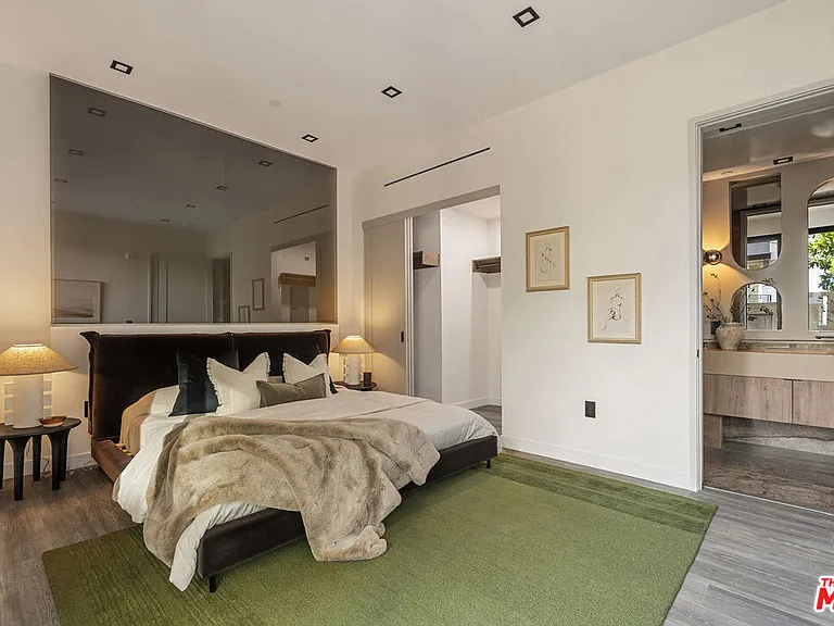 1021 N Ogden Dr #3 — Photo 13