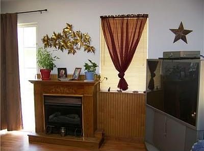 5th image of 1002 Woodmont Dr