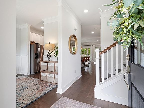 5th image of 1319 Lucinda St