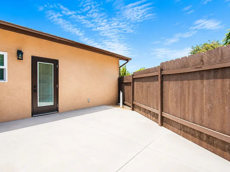14131 & 14137 Tierra Bonita Rd — Photo 31