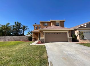 28229 Maitland Ln, Saugus, CA 91350