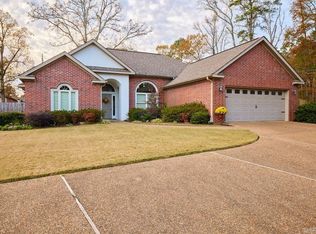 211 Merganser Trl, Hot Springs, AR 71901