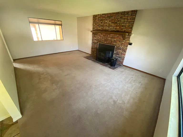 136 S Navajo Dr — Photo 24