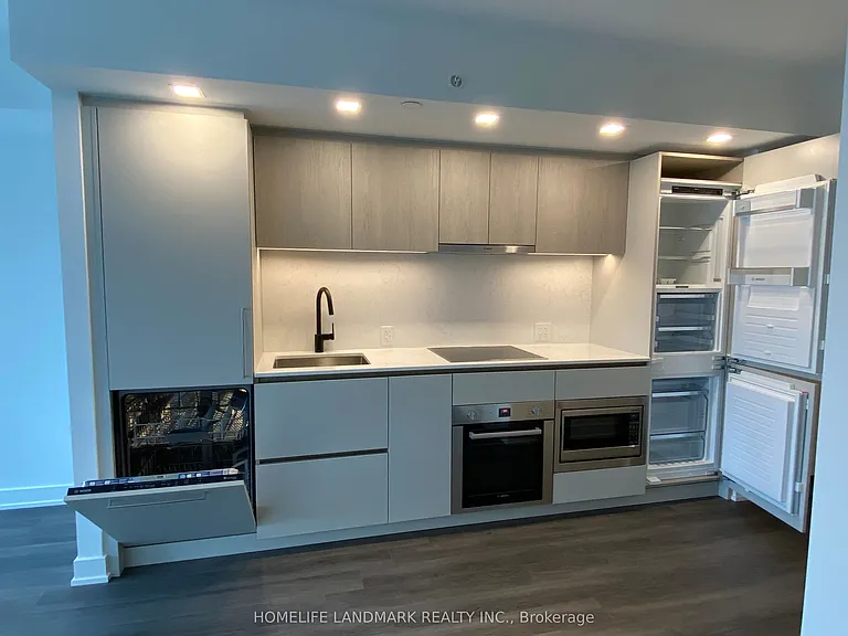 609 Sherbourne St #1401 — Photo 7