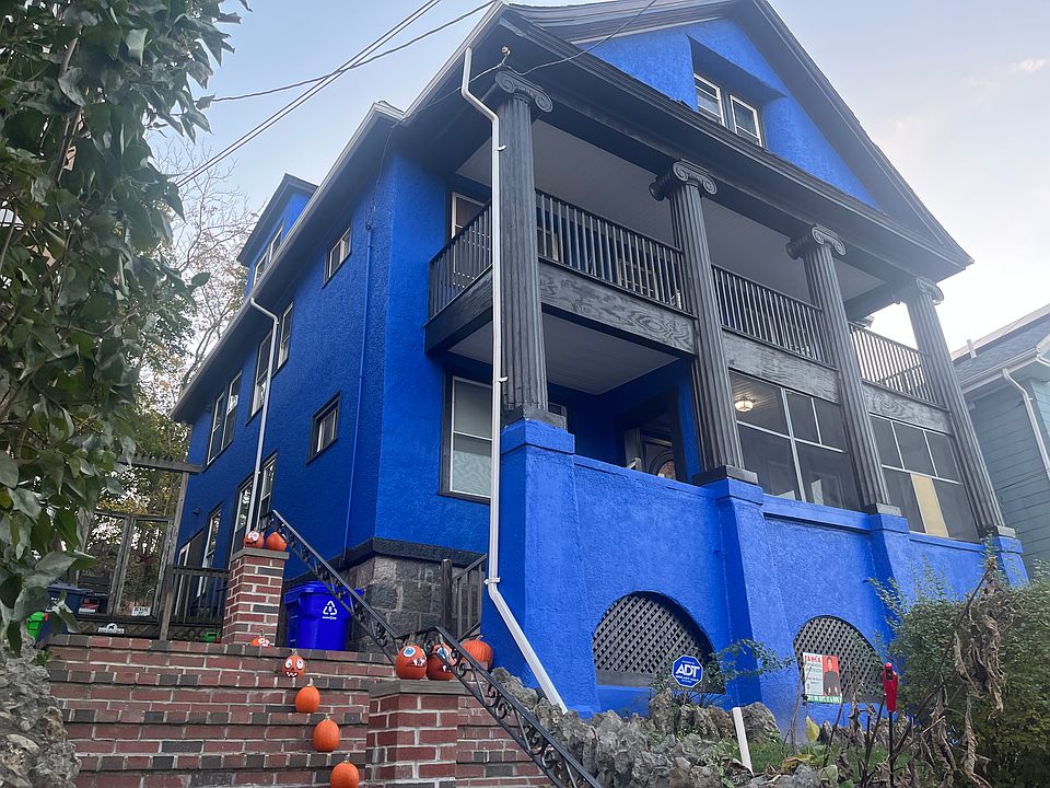 1st image of 17 Townsend St APT 1