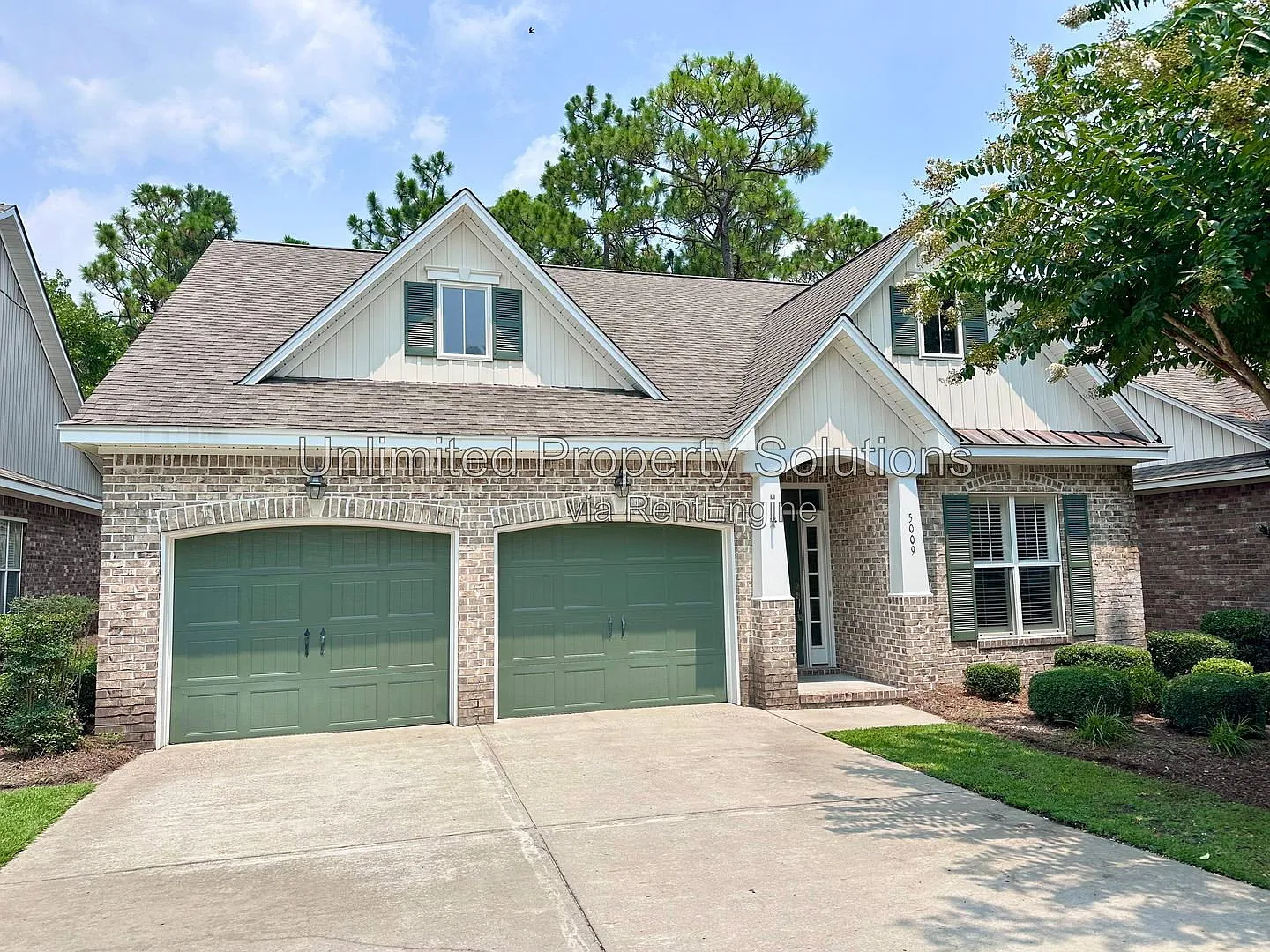 3 bed, 2.0 bath, 1701 sqft, $2,700 — Photo 2