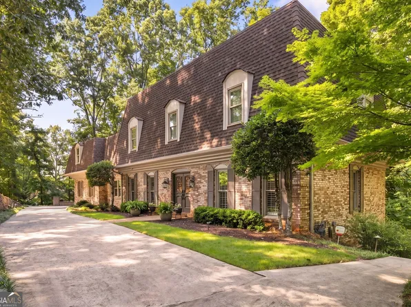 8865 Buckhorn, Atlanta, GA 30350