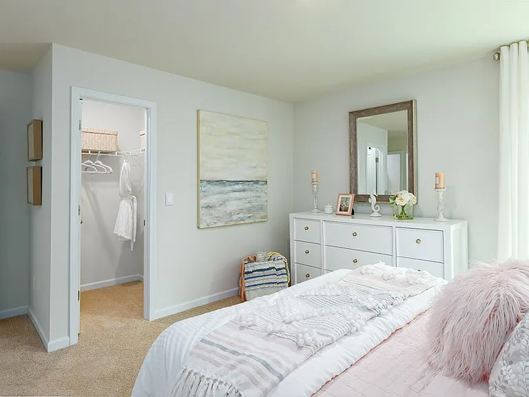 3755 Charles St NW — Photo 32